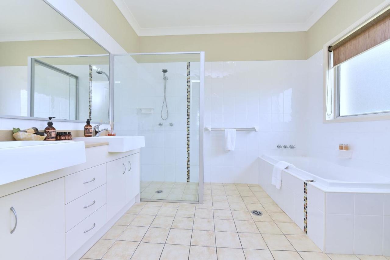 Silver Springs 6Br Luxury Homestead Rothbury Exteriör bild
