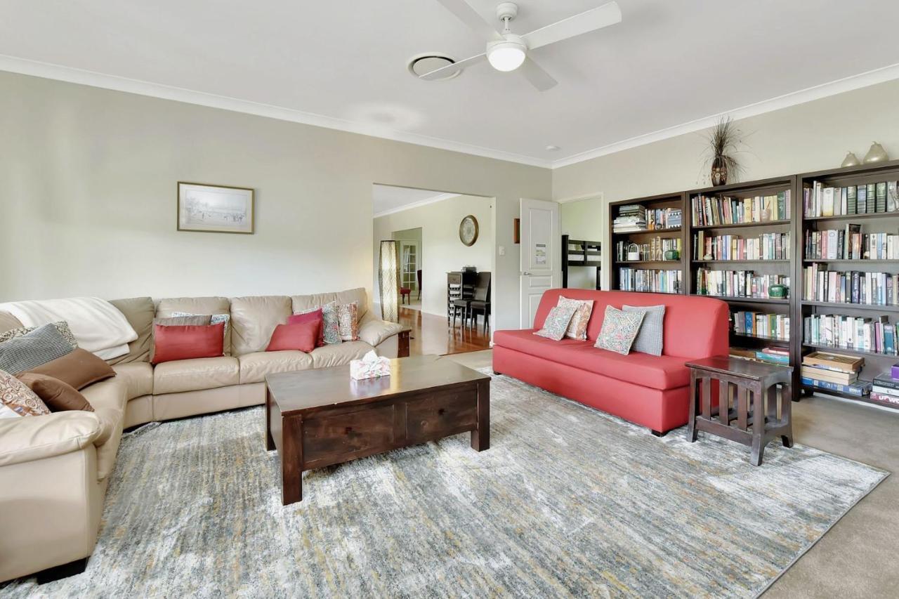Silver Springs 6Br Luxury Homestead Rothbury Exteriör bild