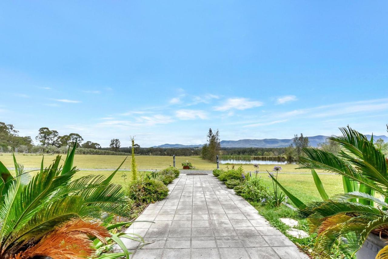 Silver Springs 6Br Luxury Homestead Rothbury Exteriör bild
